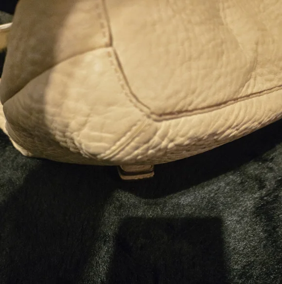 Coach Vintage Tan Pebble Leather Hobo Bag #5054 - Picture 10 of 15